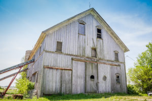 Secena Illinois barns #1 - photo by Renel Holton